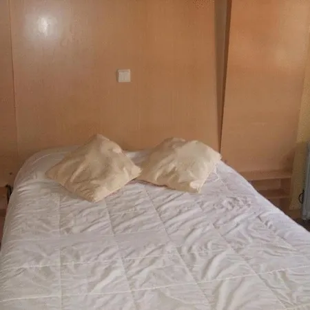 לינה וארוחת בוקר Residencial Paranhos פורטו