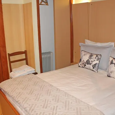 לינה וארוחת בוקר Residencial Paranhos