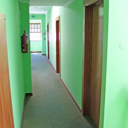 Residencial Paranhos לינה וארוחת בוקר 2*